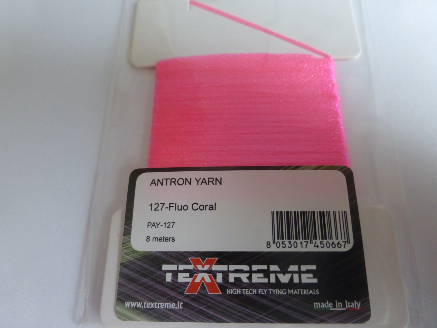 Antron Yarn Fluo Coral (card 127)